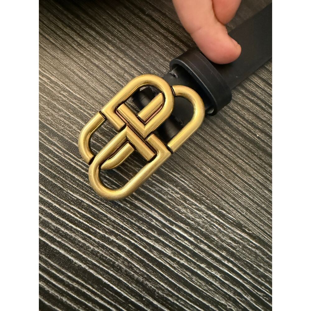BALENCIAGA Black Smooth Leather BB Logo Buckle Belt Sz. S/M - Picture 6 of 7